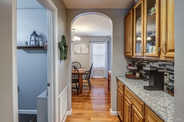 2487 Cifax Road, Goode, VA 24556