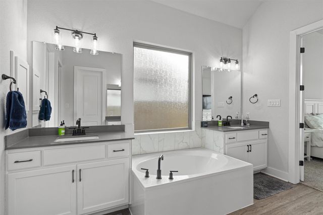 312 Rieti PKWY, Liberty Hill, TX 78642