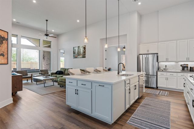 312 Rieti PKWY, Liberty Hill, TX 78642