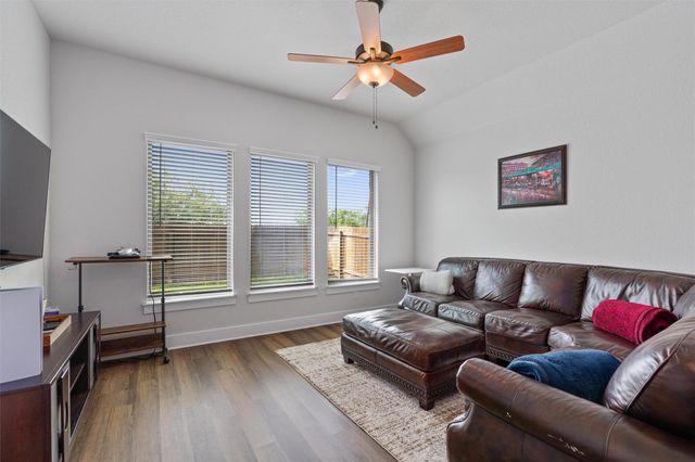 312 Rieti PKWY, Liberty Hill, TX 78642