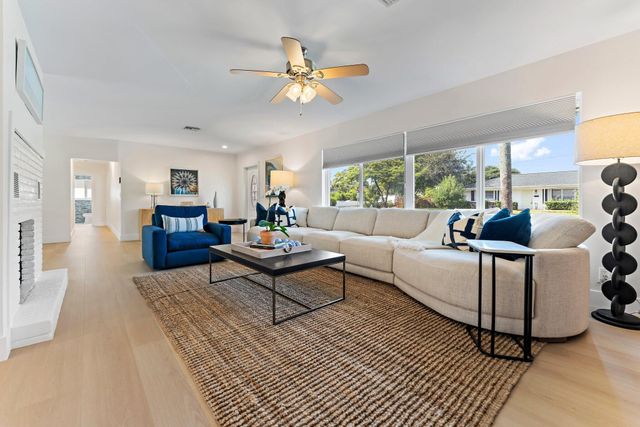 4300 Washington Road, West Palm Beach, FL 33405