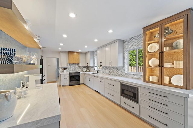 4300 Washington Road, West Palm Beach, FL 33405