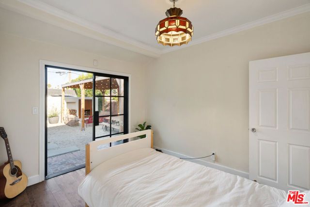 3434 7th Avenue, Los Angeles, CA 90018