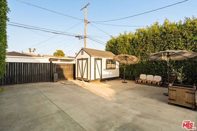 3434 7th Avenue, Los Angeles, CA 90018