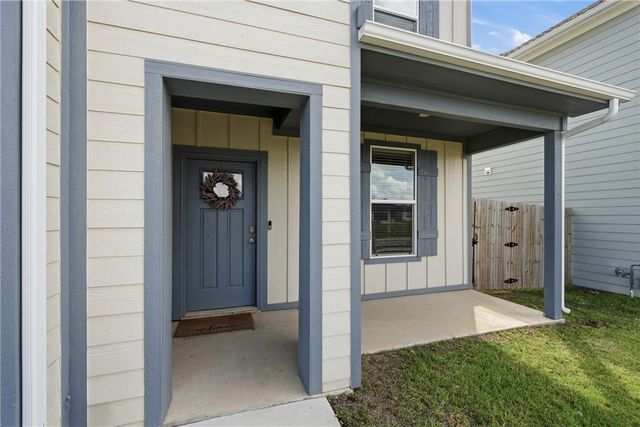 4801 W Triangle Street, Fayetteville, AR 72704