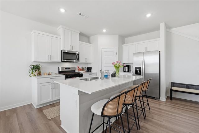 4801 W Triangle Street, Fayetteville, AR 72704