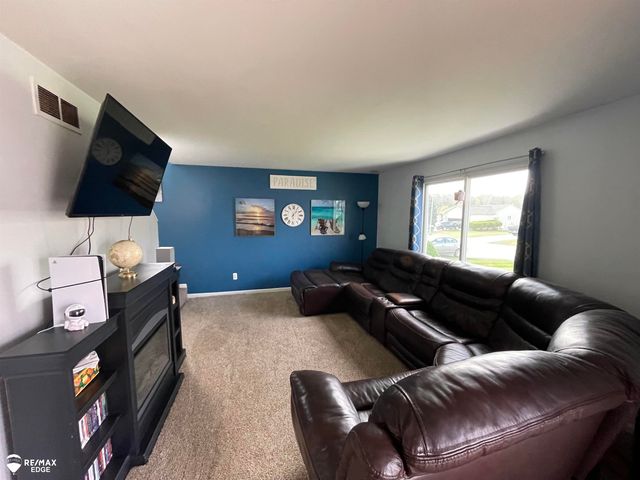 9344 Sandy Hollow Lane, Richfield Twp, MI 48423