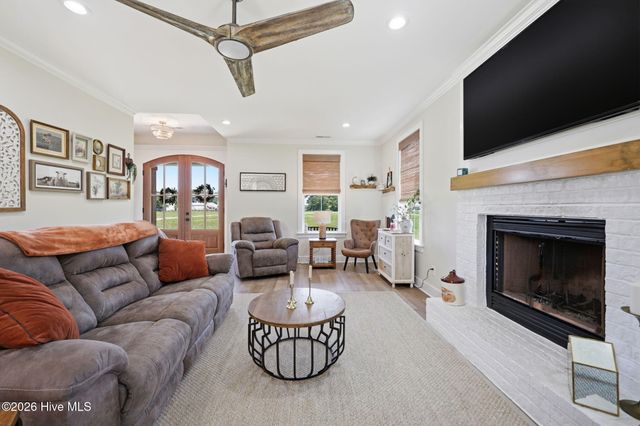 2336 Soddy Lane, Grimesland, NC 27837
