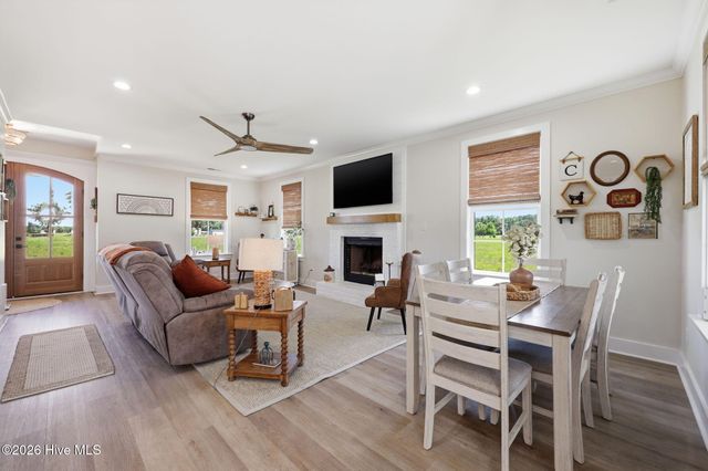 2336 Soddy Lane, Grimesland, NC 27837
