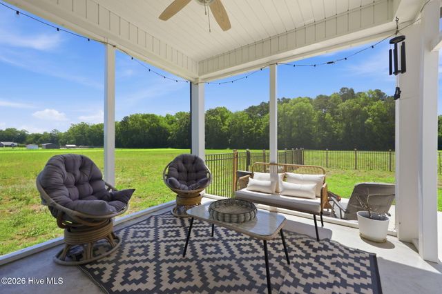 2336 Soddy Lane, Grimesland, NC 27837