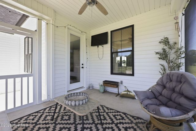 2336 Soddy Lane, Grimesland, NC 27837