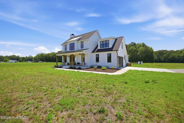2336 Soddy Lane, Grimesland, NC 27837