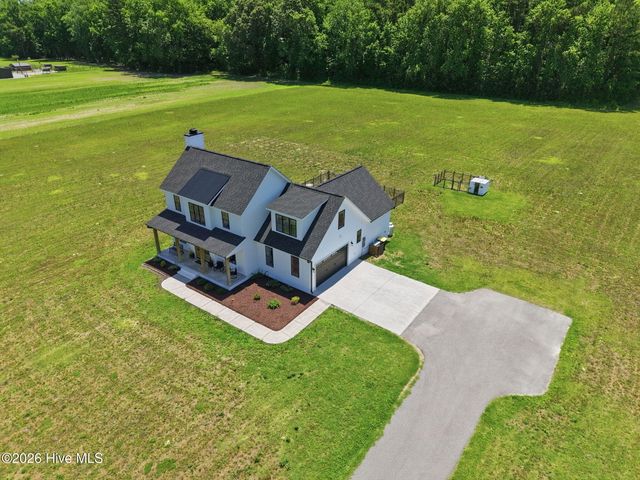 2336 Soddy Lane, Grimesland, NC 27837
