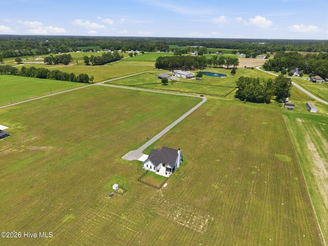 2336 Soddy Lane, Grimesland, NC 27837