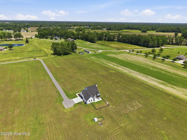 2336 Soddy Lane, Grimesland, NC 27837