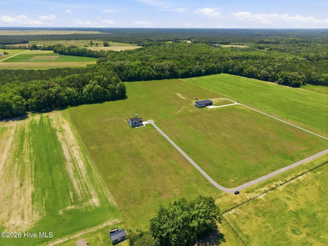 2336 Soddy Lane, Grimesland, NC 27837