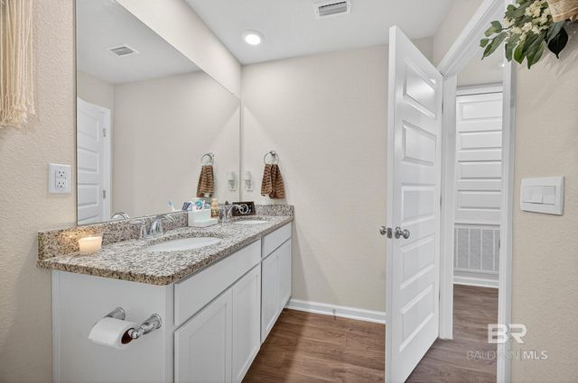 3166 Vista Del Mar Drive, Lillian, AL 36549