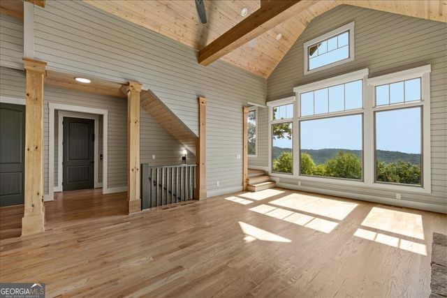 207 Utana Bluffs Trail, Ellijay, GA 30540