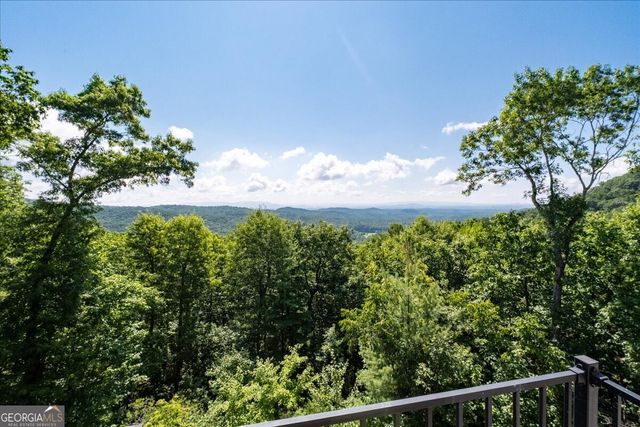 207 Utana Bluffs Trail, Ellijay, GA 30540