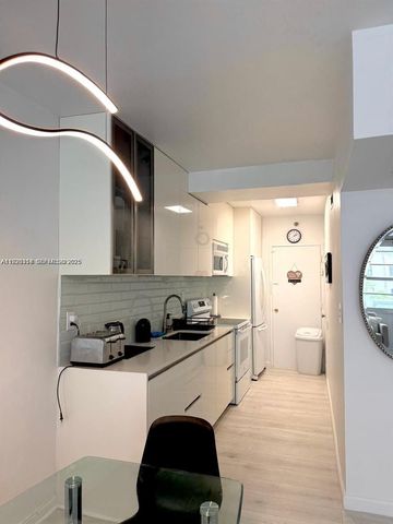 100 Lincoln Rd 430, Miami Beach, FL 33139