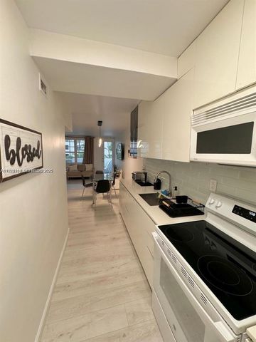 100 Lincoln Rd 430, Miami Beach, FL 33139