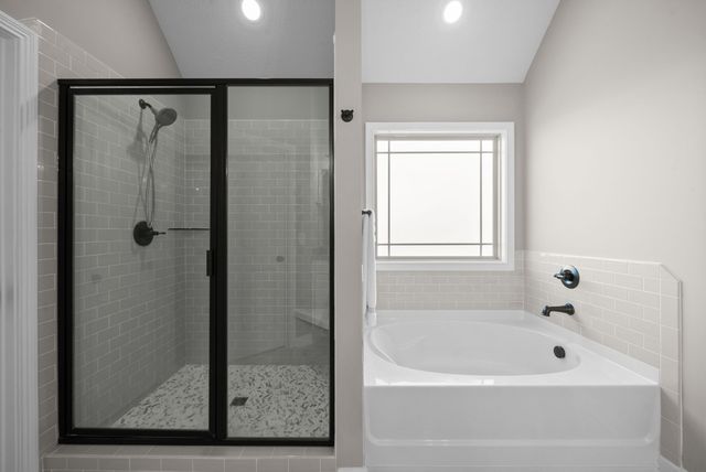 2459 Shadowood Rd, Clarksville, TN 37043