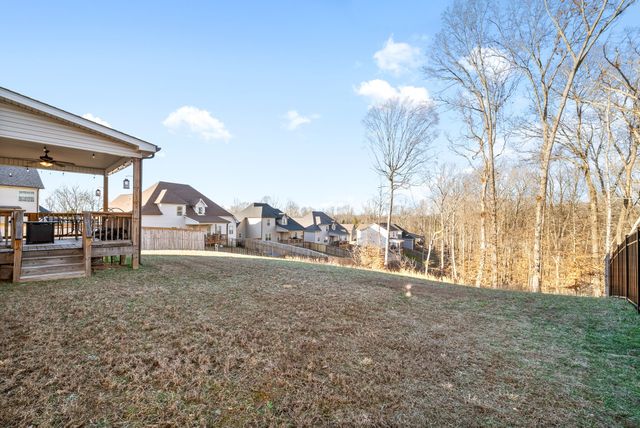 2459 Shadowood Rd, Clarksville, TN 37043