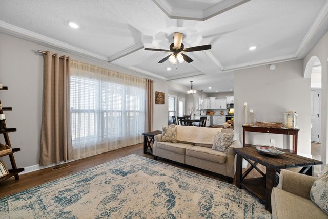 2459 Shadowood Rd, Clarksville, TN 37043