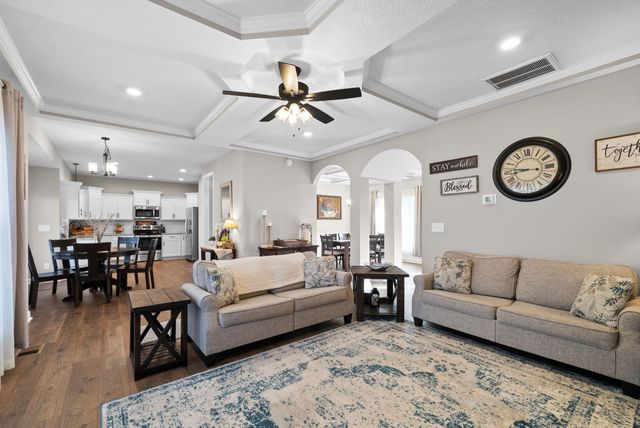 2459 Shadowood Rd, Clarksville, TN 37043