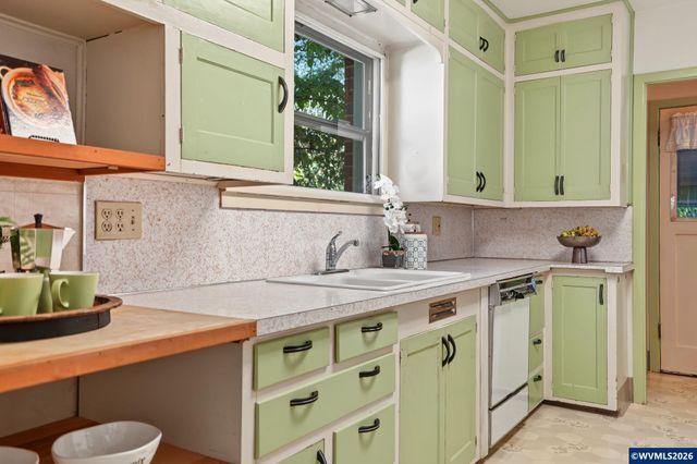 435 NW 9th St, Corvallis, OR 97330