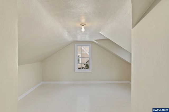 435 NW 9th St, Corvallis, OR 97330
