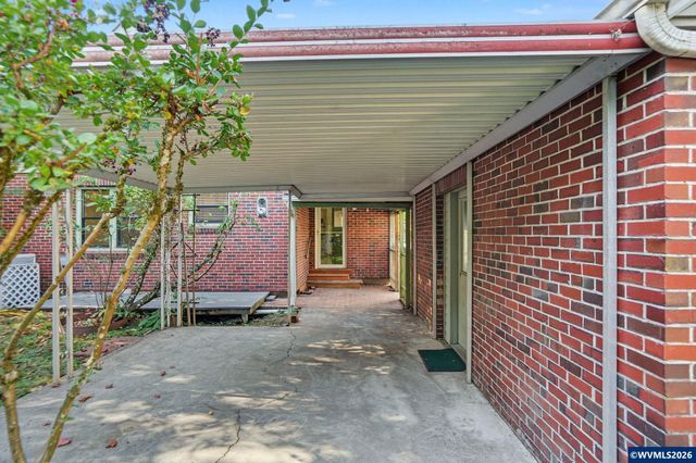 435 NW 9th St, Corvallis, OR 97330