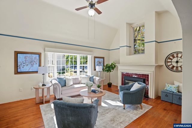 435 NW 9th St, Corvallis, OR 97330