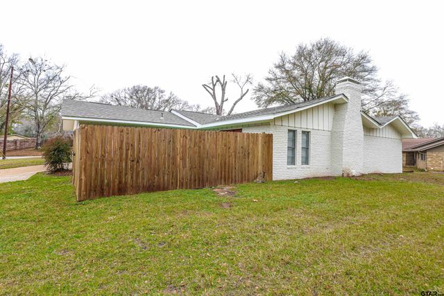 2403 Breckenridge, Tyler, TX 75702