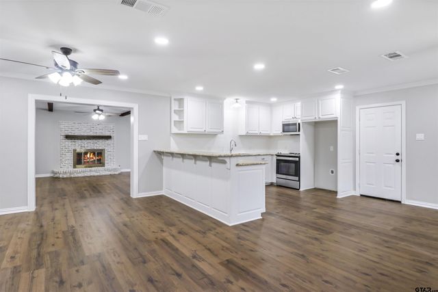 2403 Breckenridge, Tyler, TX 75702