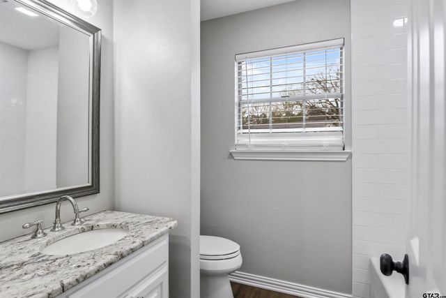 2403 Breckenridge, Tyler, TX 75702
