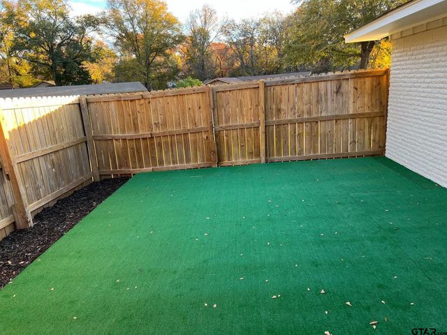 2403 Breckenridge, Tyler, TX 75702