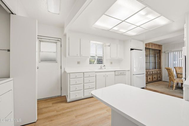 141 La Fortuna, Newbury Park, CA 91320