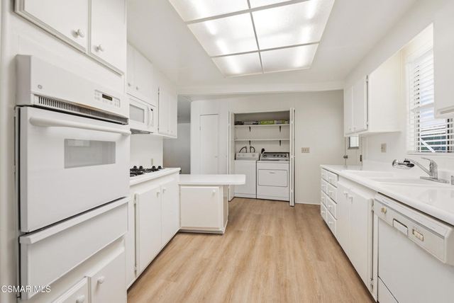 141 La Fortuna, Newbury Park, CA 91320