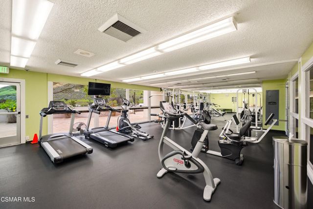 141 La Fortuna, Newbury Park, CA 91320