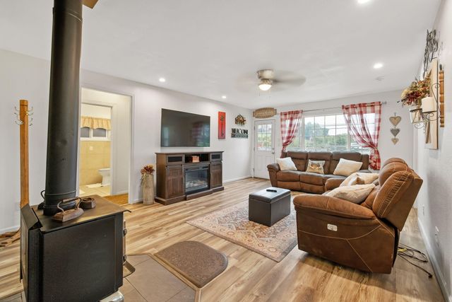 36871 Millwood Drive, Woodlake, CA 93286