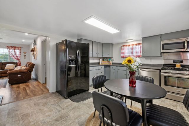 36871 Millwood Drive, Woodlake, CA 93286