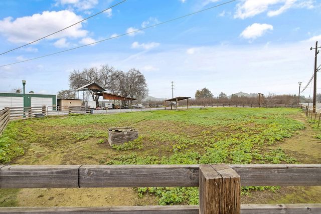 36871 Millwood Drive, Woodlake, CA 93286