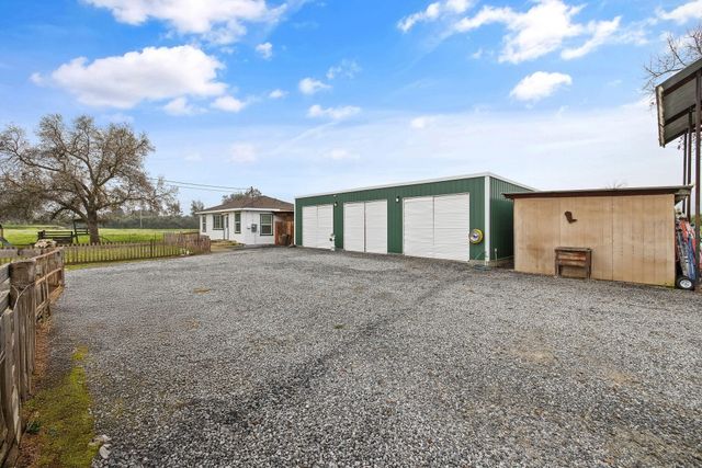 36871 Millwood Drive, Woodlake, CA 93286