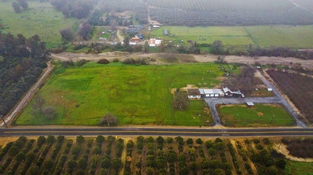 36871 Millwood Drive, Woodlake, CA 93286