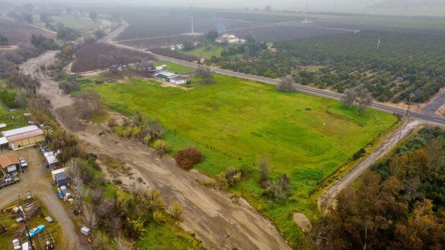 36871 Millwood Drive, Woodlake, CA 93286