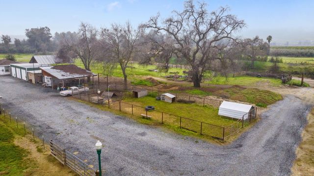 36871 Millwood Drive, Woodlake, CA 93286