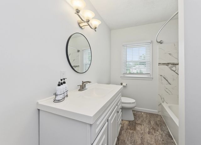 9 Old Homestead, Methuen, MA 01844