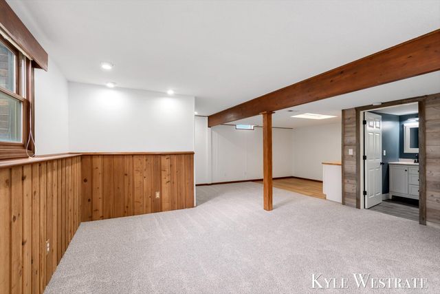 1689 Slater Street, Dorr Twp, MI 49323