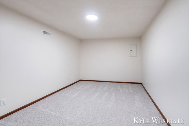 1689 Slater Street, Dorr Twp, MI 49323